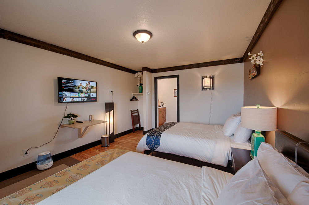 Tao'S Inn West Yellowstone Zewnętrze zdjęcie