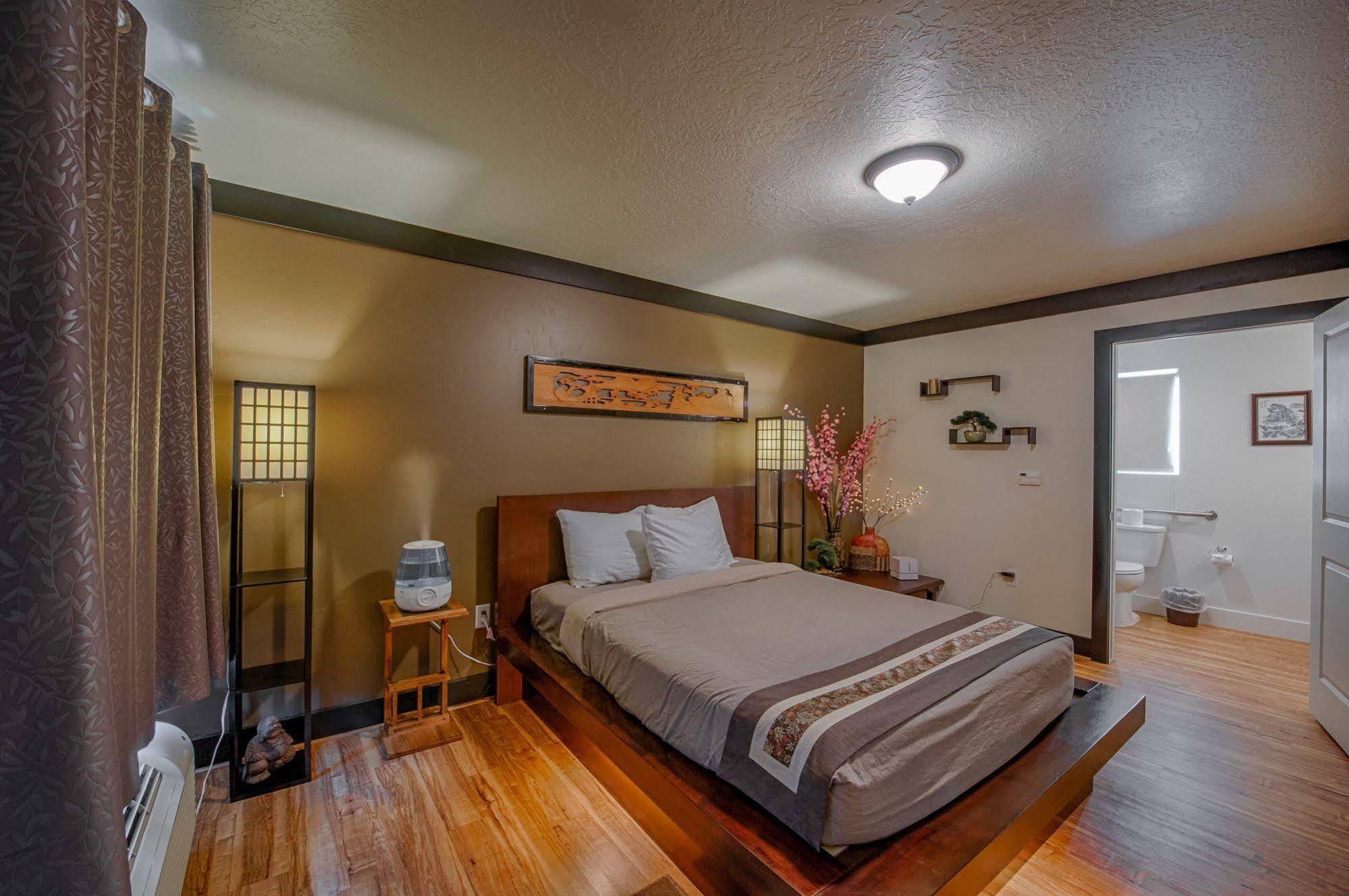 Tao'S Inn West Yellowstone Zewnętrze zdjęcie
