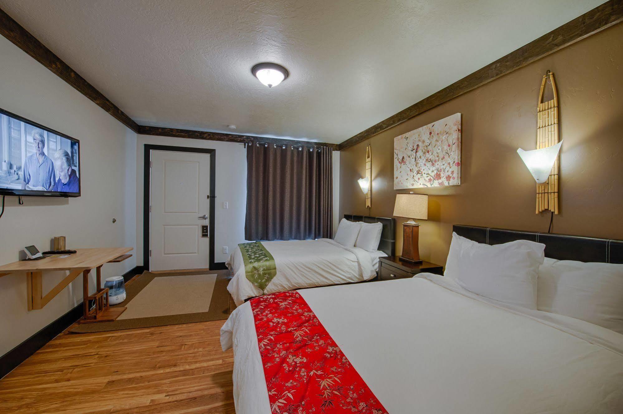 Tao'S Inn West Yellowstone Zewnętrze zdjęcie